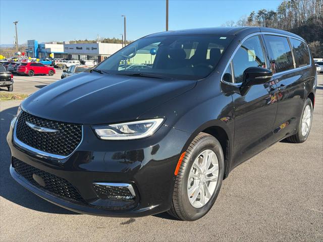2026 Chrysler Pacifica Select for sale in Newport, TN