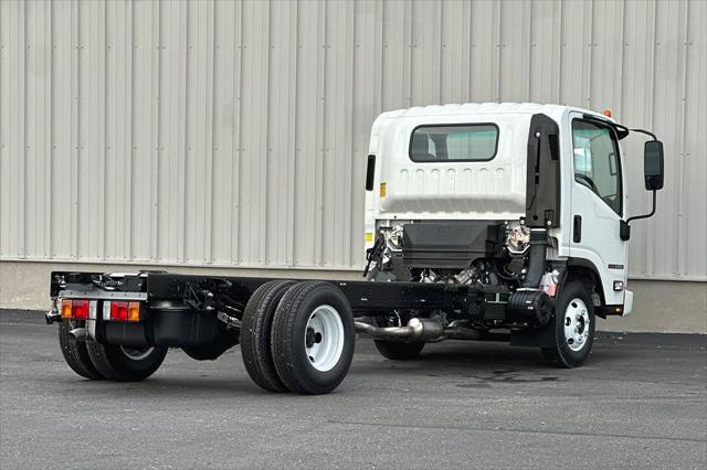 2024 Isuzu NPR Standard Cab