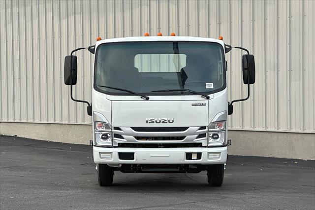 2024 Isuzu NPR Standard Cab