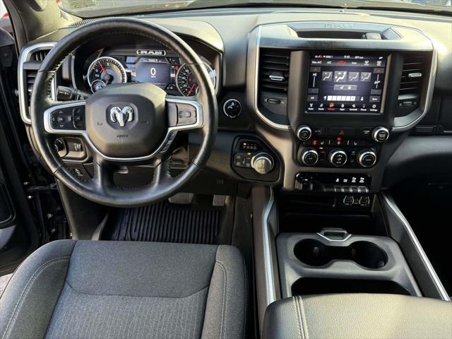 2020 RAM 1500 Big Horn Crew Cab 4x4 57 Box