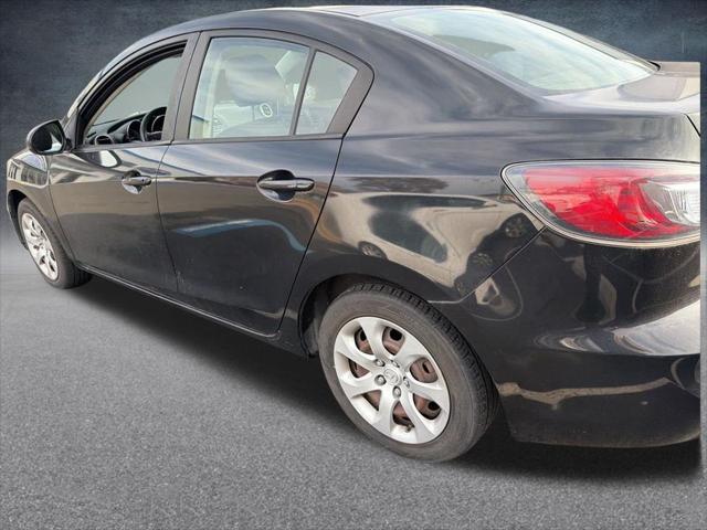 2013 Mazda Mazda3 i SV