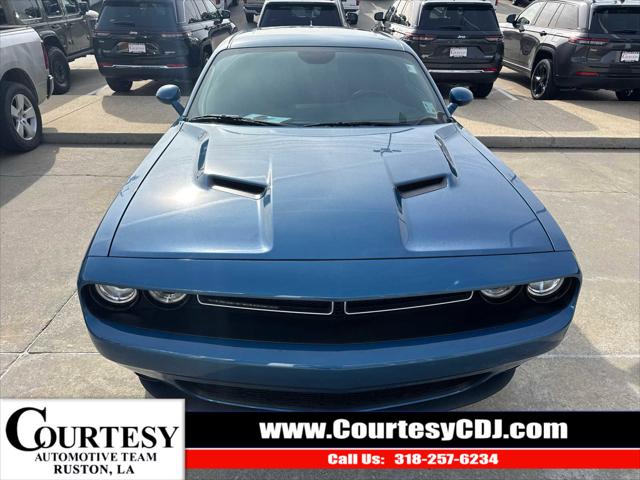 2023 Dodge Challenger SXT AWD