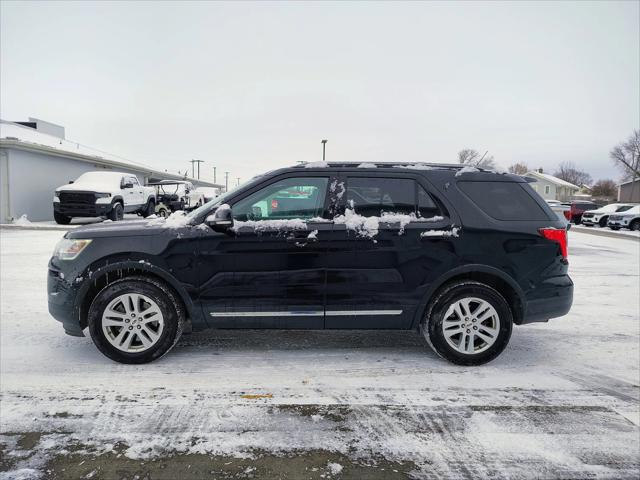 2018 Ford Explorer XLT 2018 Ford Explorer XLT