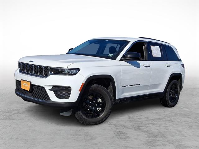 2023 Jeep Grand Cherokee Laredo 4x4 2023 Jeep Grand Cherokee Laredo 4x4