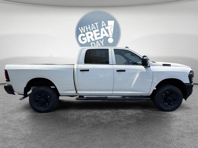 2025 RAM 2500 Tradesman Crew Cab 4x4 64 Box