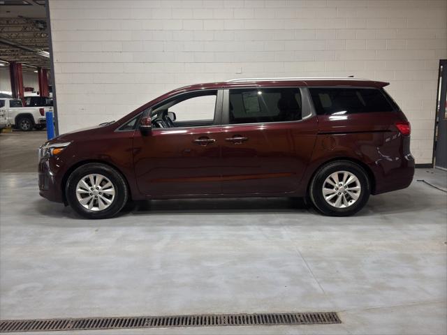 2017 Kia Sedona LX