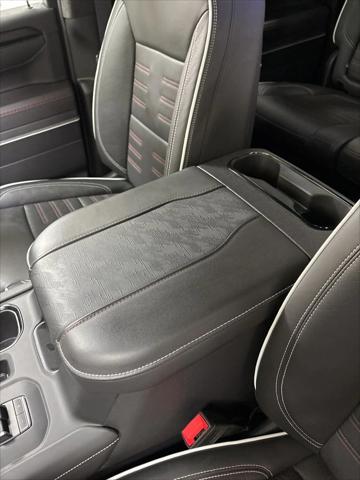 2024 GMC Sierra 1500 4WD Crew Cab Short Box AT4X