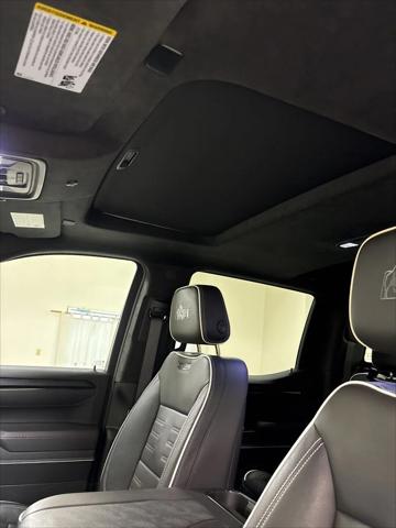 2024 GMC Sierra 1500 4WD Crew Cab Short Box AT4X