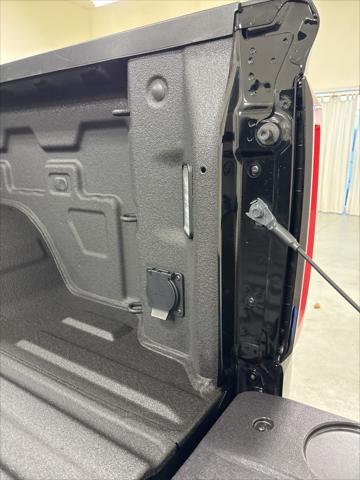 2024 GMC Sierra 1500 4WD Crew Cab Short Box AT4X