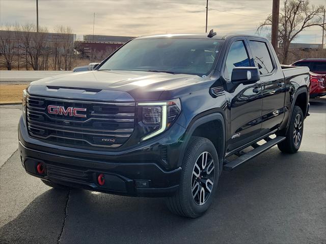 2023 GMC Sierra 1500 4WD Crew Cab Short Box AT4