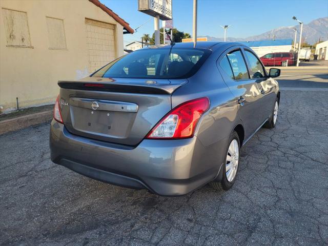 2017 Nissan Versa 1.6 S+