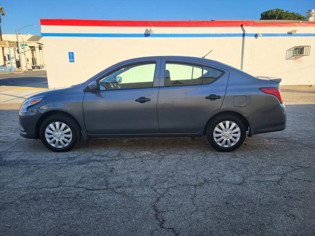 2017 Nissan Versa 1.6 S+