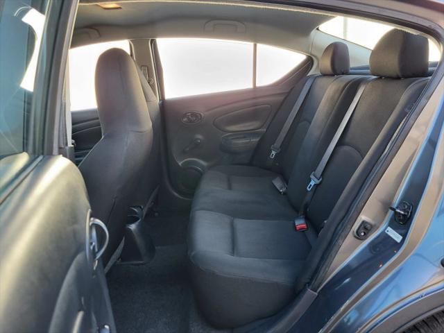 2017 Nissan Versa 1.6 S+