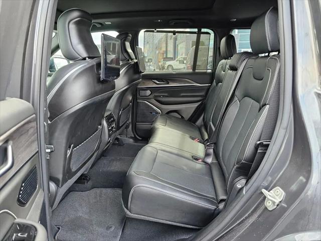 2023 Jeep Grand Cherokee Overland