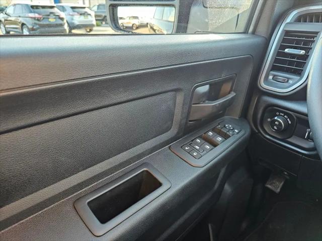 2025 Ram 2500 Tradesman Crew Cab 4x4 6'4" Box