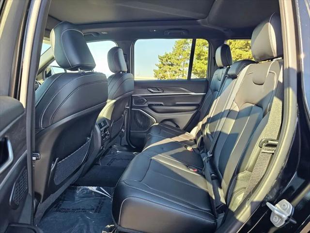 2025 Jeep Grand Cherokee L Limited 4x4