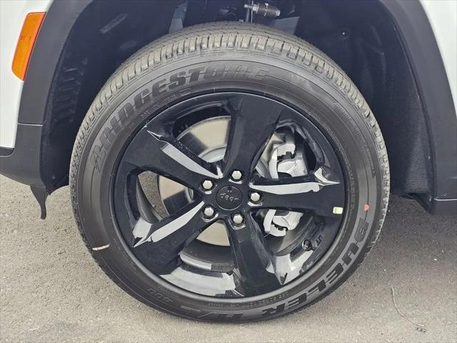2025 Jeep Grand Cherokee L Altitude X 4x4
