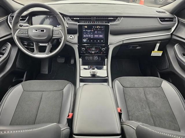 2025 Jeep Grand Cherokee L Altitude X 4x4