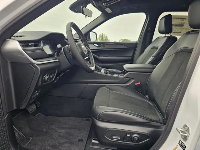 2025 Jeep Grand Cherokee L Altitude X 4x4