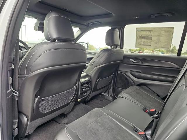 2025 Jeep Grand Cherokee L Altitude X 4x4