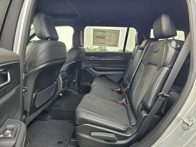 2025 Jeep Grand Cherokee L Altitude X 4x4