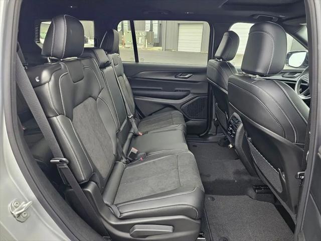 2025 Jeep Grand Cherokee L Altitude X 4x4