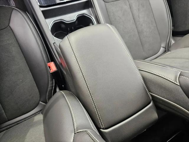 2025 Jeep Grand Cherokee L Altitude X 4x4