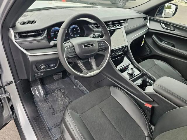 2025 Jeep Grand Cherokee L Altitude X 4x4