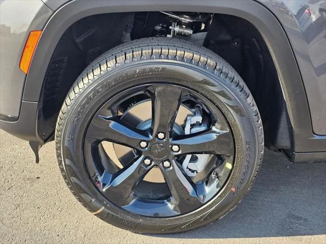 2025 Jeep Grand Cherokee L Limited 4x4