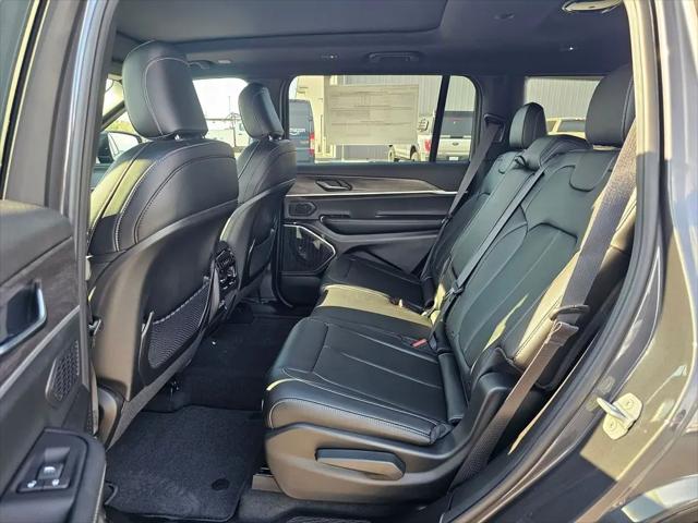 2025 Jeep Grand Cherokee L Limited 4x4