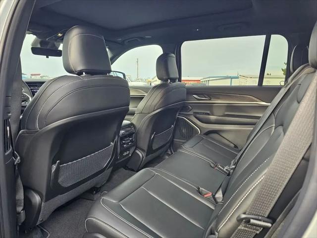2025 Jeep Grand Cherokee L Limited 4x4