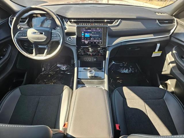 2025 Jeep Grand Cherokee L Altitude X 4x4