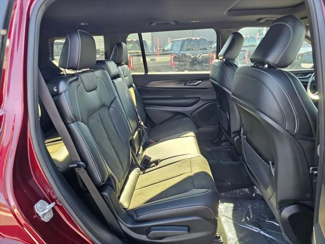 2025 Jeep Grand Cherokee L Altitude X 4x4