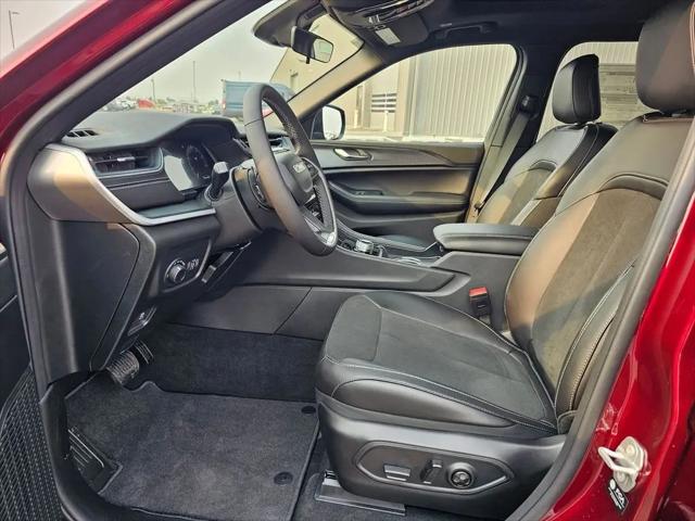 2025 Jeep Grand Cherokee L Altitude X 4x4