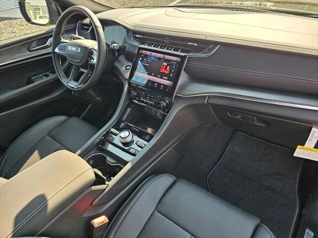 2025 Jeep Grand Cherokee Overland 4x4
