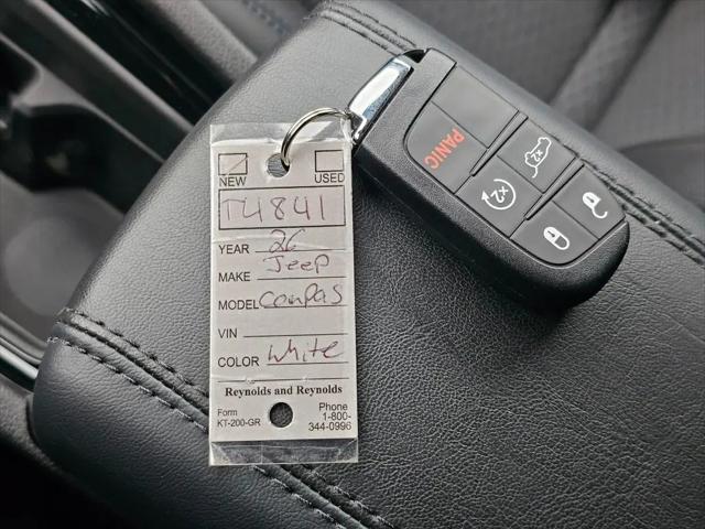 2026 Jeep Compass Latitude Altitude