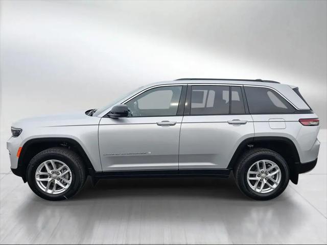 2025 Jeep Grand Cherokee Laredo X 4x4