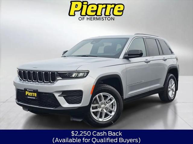 2025 Jeep Grand Cherokee Laredo X 4x4 for sale in Hermiston, OR