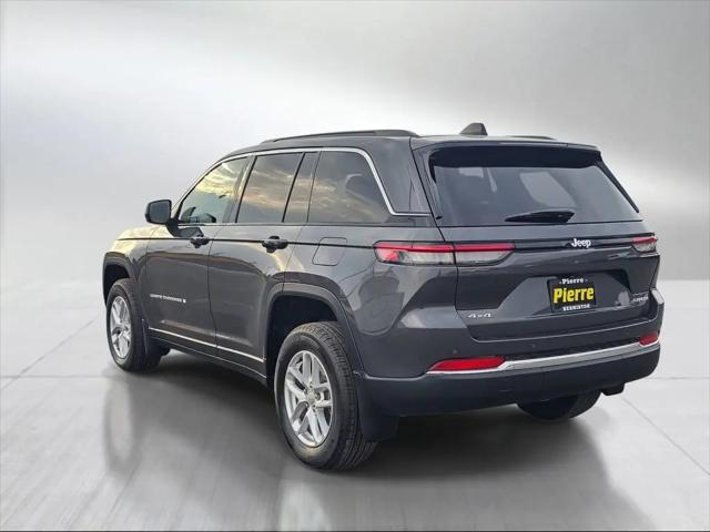 2025 Jeep Grand Cherokee Laredo X 4x4