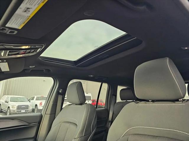 2025 Jeep Grand Cherokee Laredo X 4x4