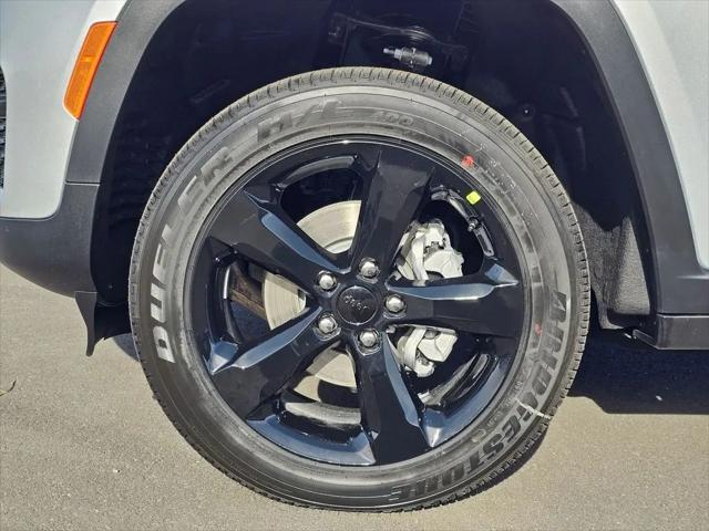 2025 Jeep Grand Cherokee Altitude X 4x4