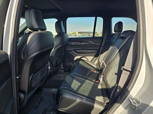 2025 Jeep Grand Cherokee Altitude X 4x4