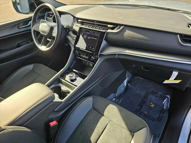 2025 Jeep Grand Cherokee Altitude X 4x4