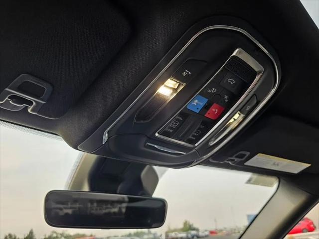 2025 Jeep Grand Cherokee Laredo X 4x4