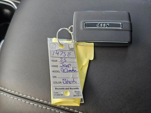 2025 Jeep Grand Cherokee Laredo X 4x4