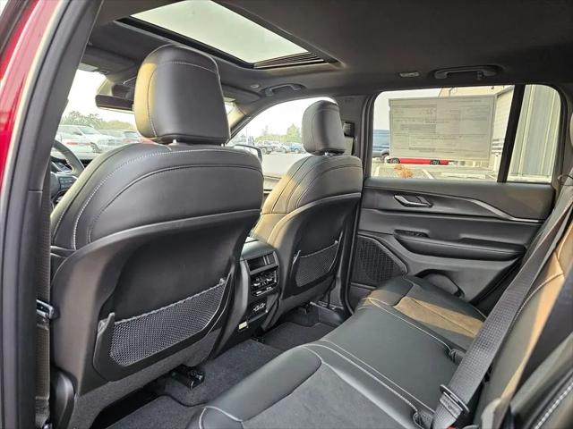 2025 Jeep Grand Cherokee Altitude X 4x4