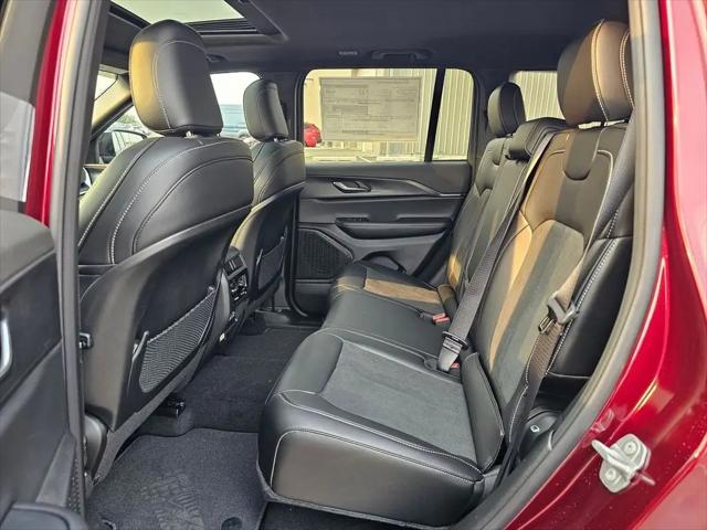 2025 Jeep Grand Cherokee Altitude X 4x4