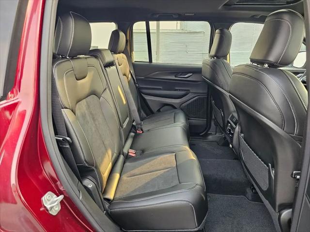 2025 Jeep Grand Cherokee Altitude X 4x4