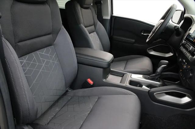 2026 Nissan Frontier Crew Cab SV 4x2