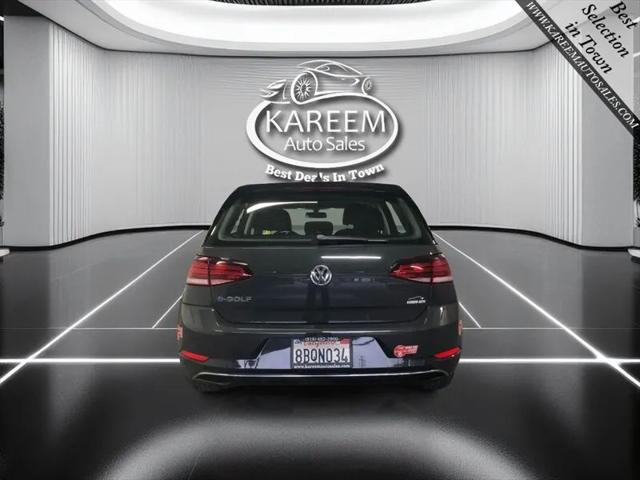 2017 Volkswagen e-Golf SE